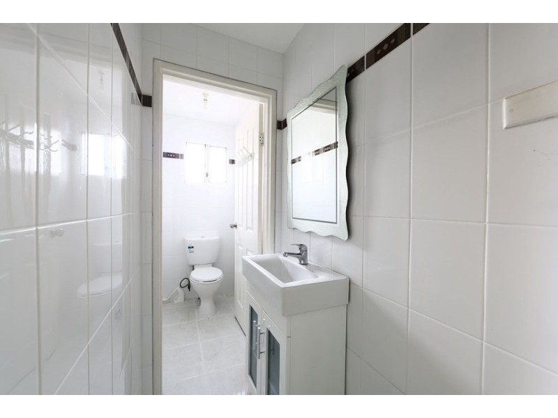 1/131 Lisbon Street, Fairfield East NSW 2165