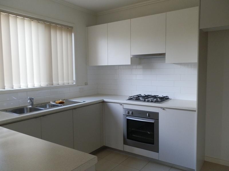 7 Newleaf Parade, Bonnyrigg NSW 2177