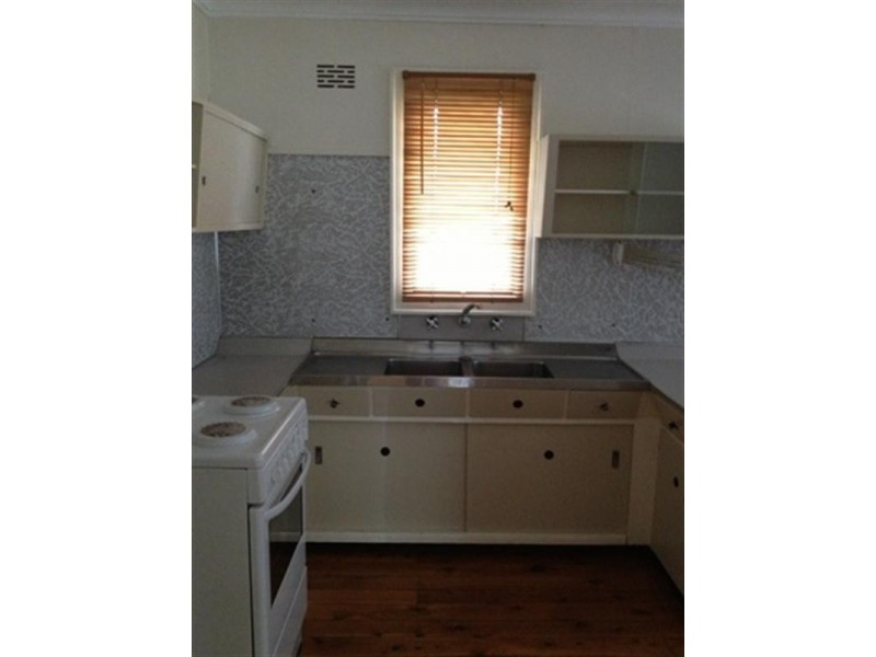 10 Grace Avenue, Cabramatta NSW 2166