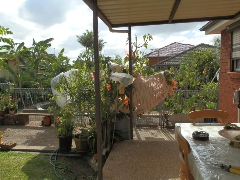 12 Maree Avenue, Cabramatta West NSW 2166