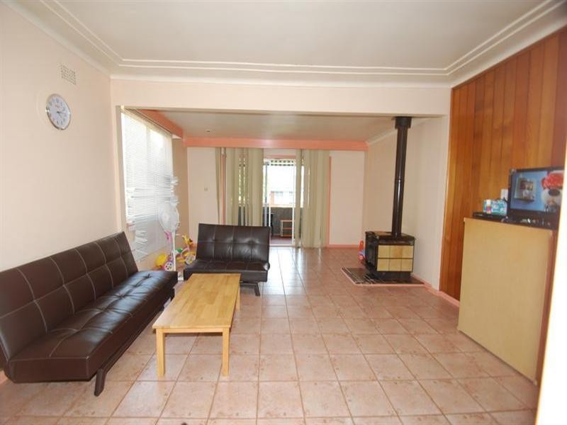 4 Hoff Street, Mount Pritchard NSW 2170