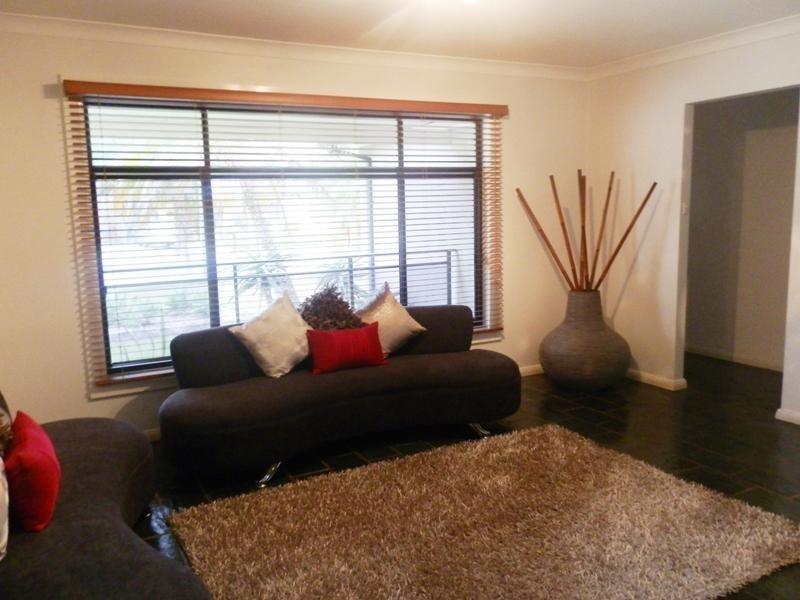 Fairfield West NSW 2165