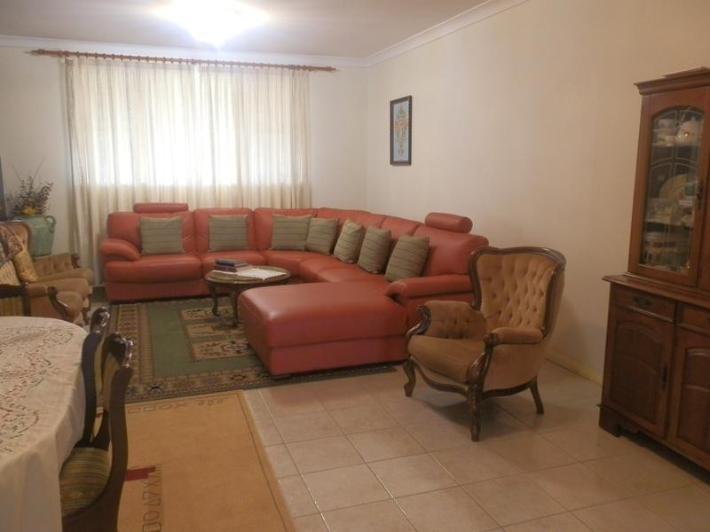 9 Tudor Cresent, Cecil Hills NSW 2171