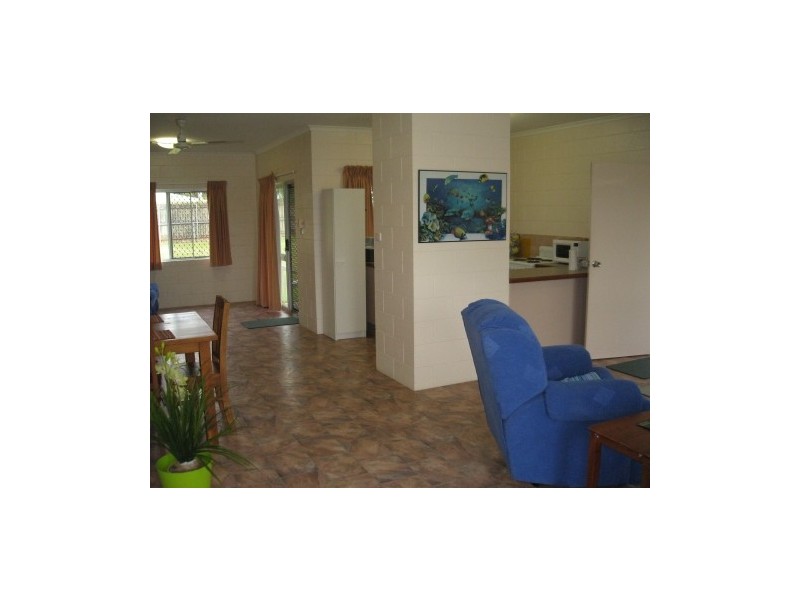 Bentley Park QLD 4869