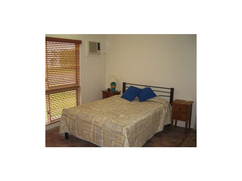 Bentley Park QLD 4869