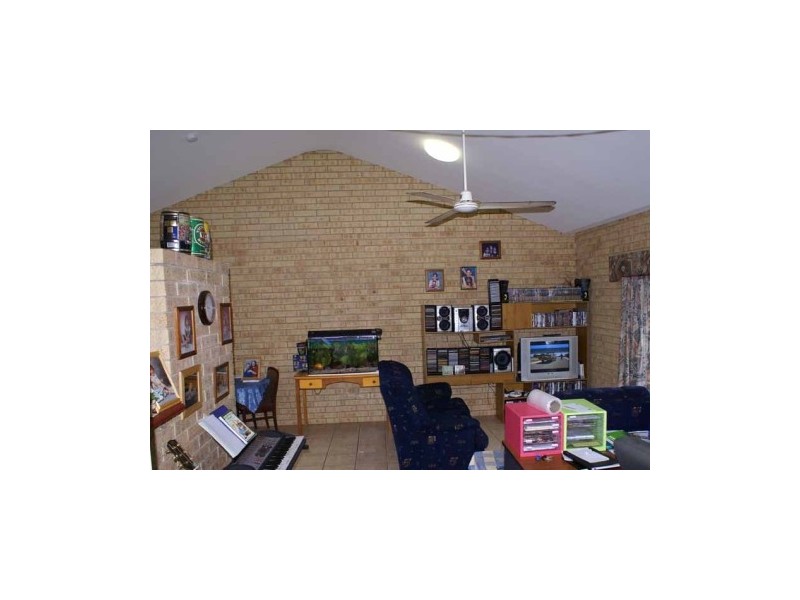 Bentley Park QLD 4869