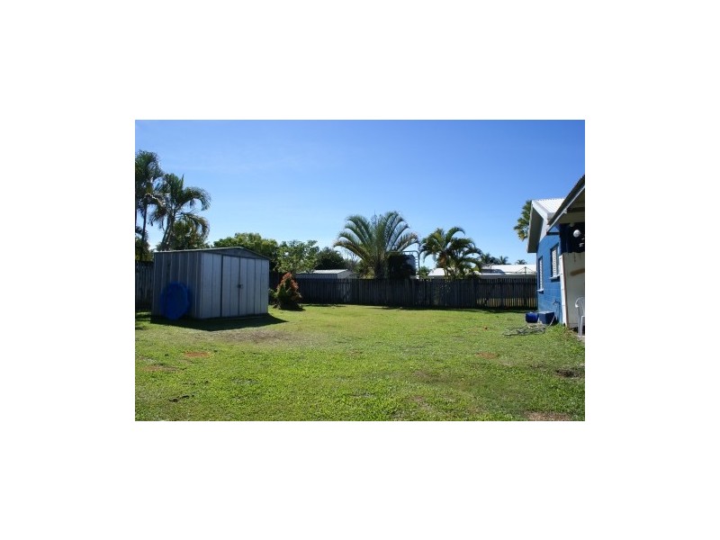 Bentley Park QLD 4869