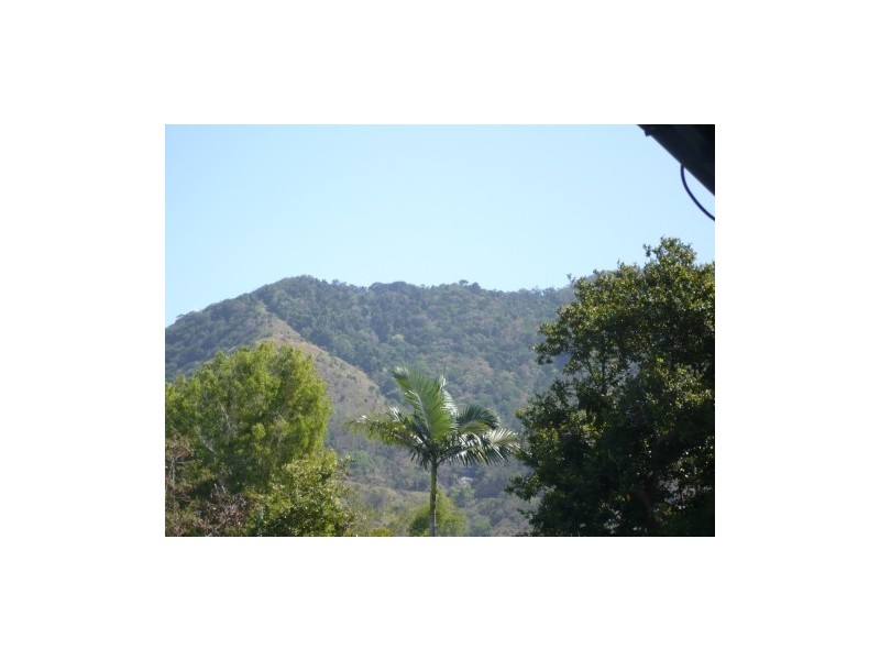 Manoora QLD 4870