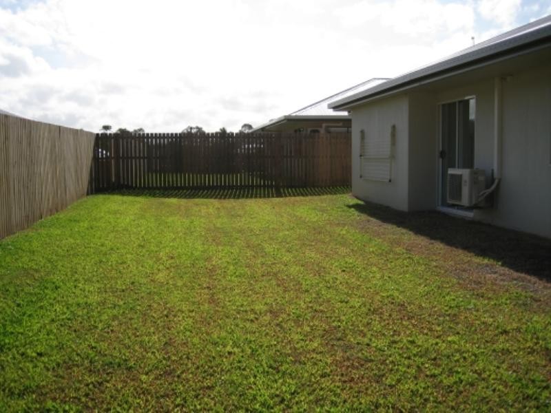 Bentley Park QLD 4869