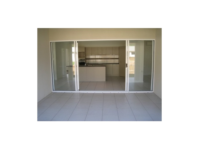 Bentley Park QLD 4869