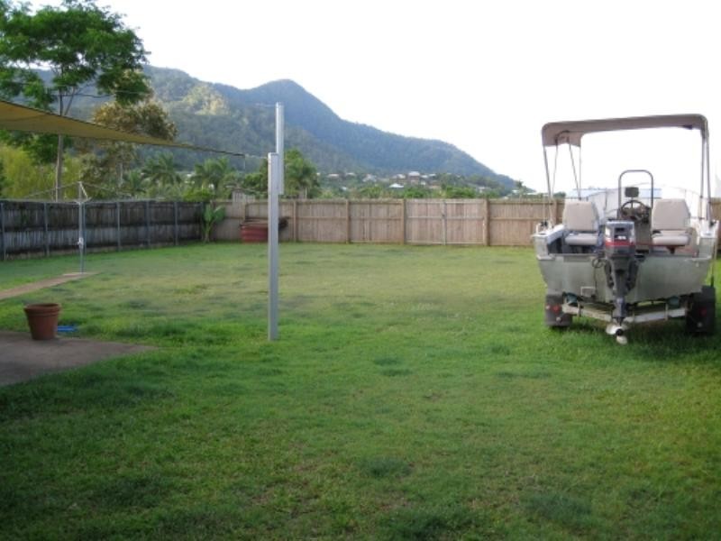 Bentley Park QLD 4869