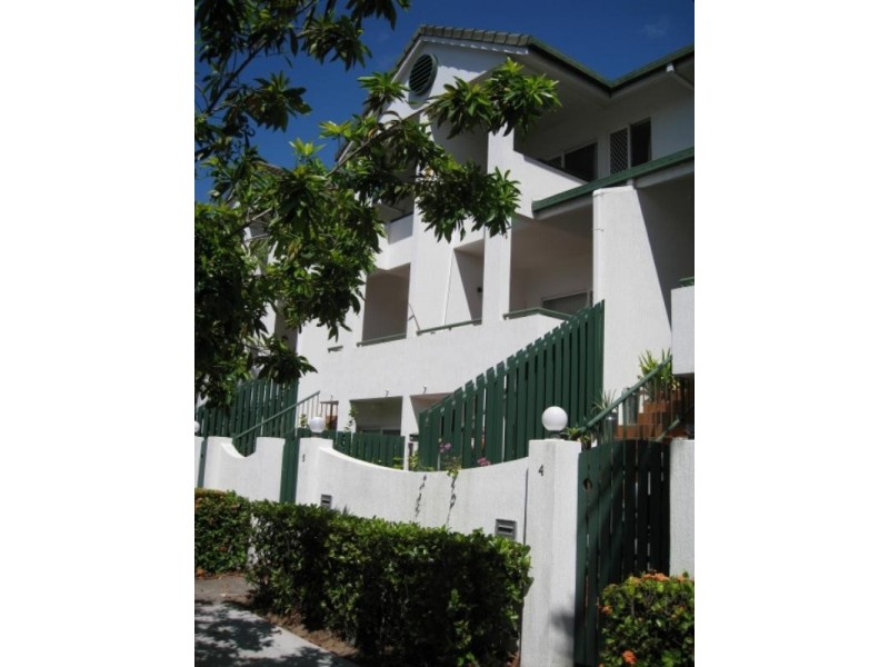 Cairns QLD 4870