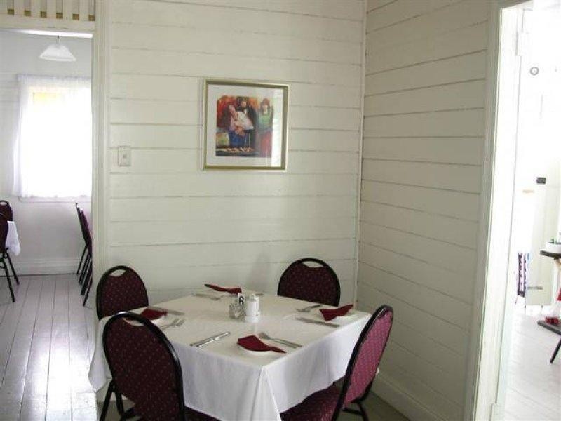 68 Butler Street, Tully QLD 4854