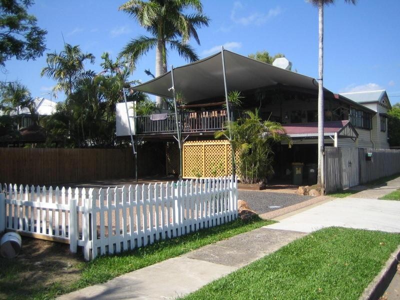 7 Machan Street, Cairns QLD 4870