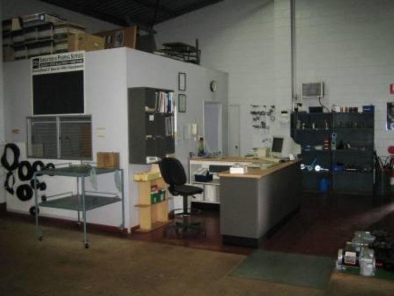 16 Albrecht Street, Cairns QLD 4870