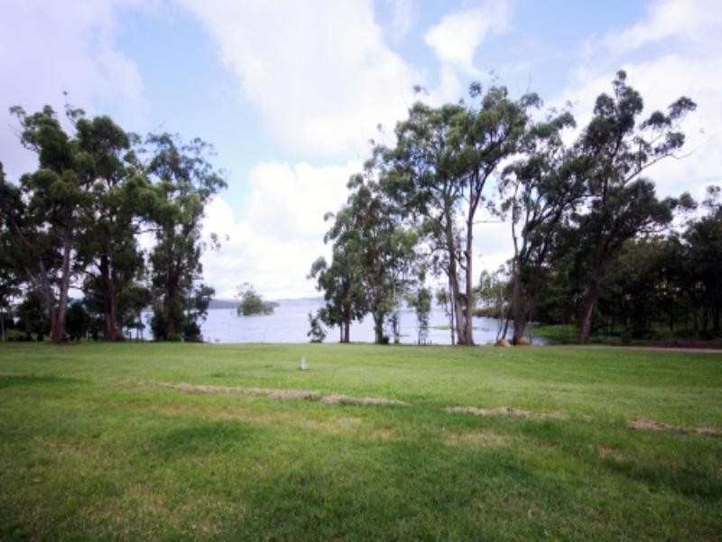 Tinaroo QLD 4872