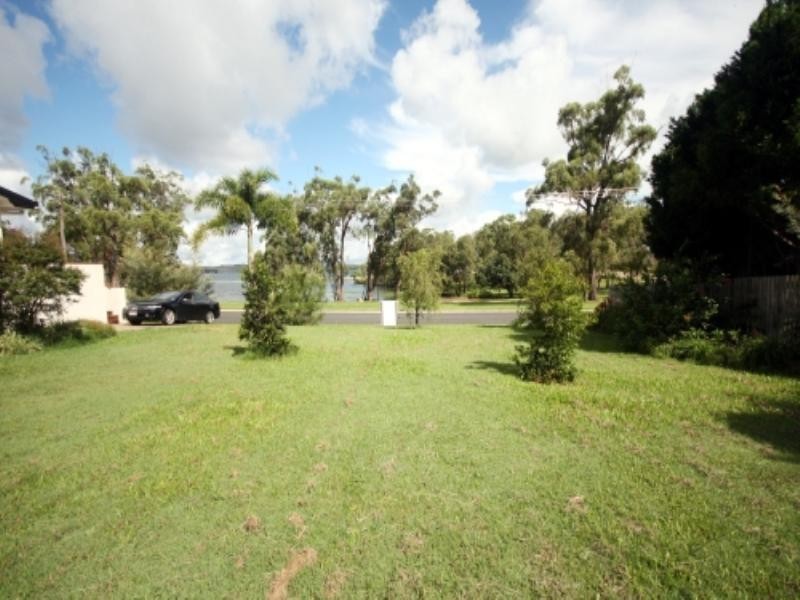 Tinaroo QLD 4872