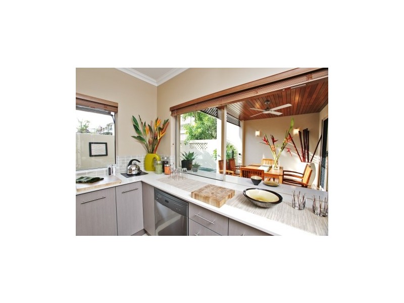 12 Gregory Street, Cairns QLD 4870