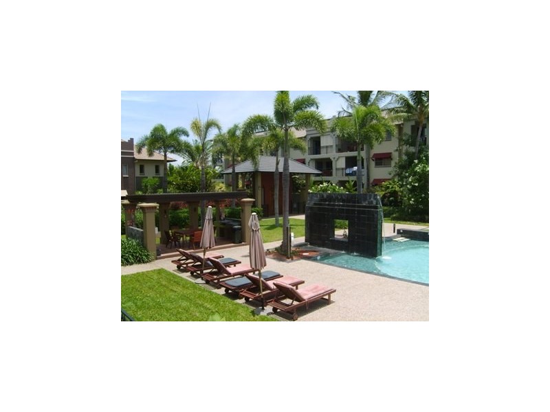 12 Gregory Street, Cairns QLD 4870