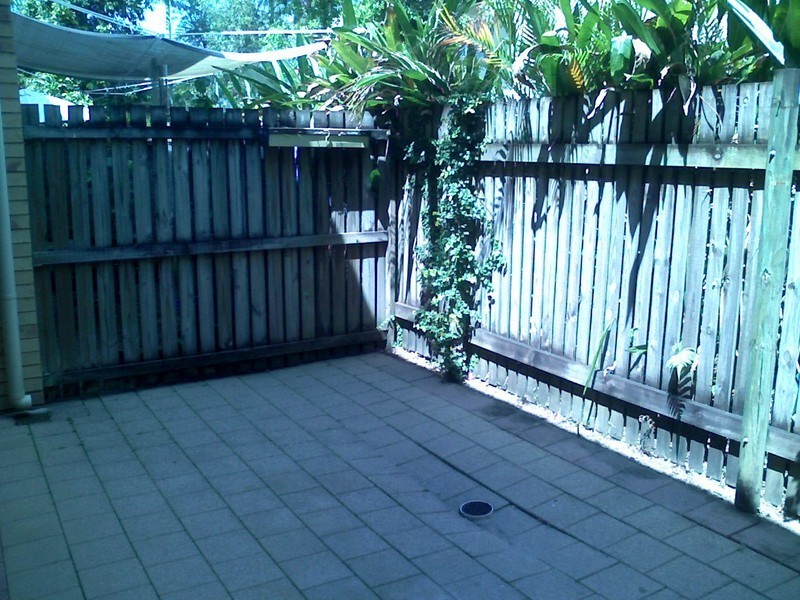 Manoora QLD 4870