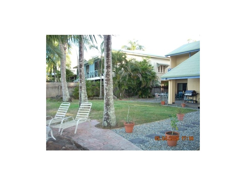 Machans Beach QLD 4878