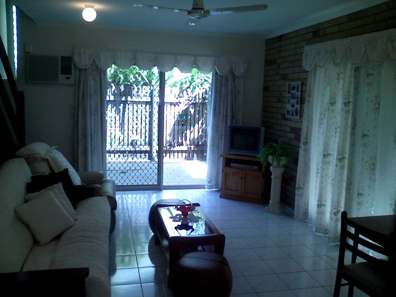Manoora QLD 4870