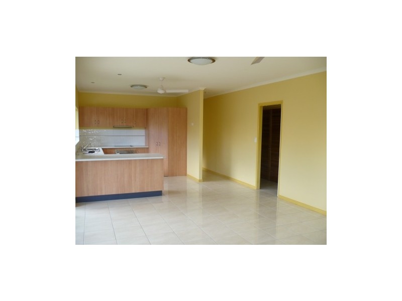 Whitfield QLD 4870