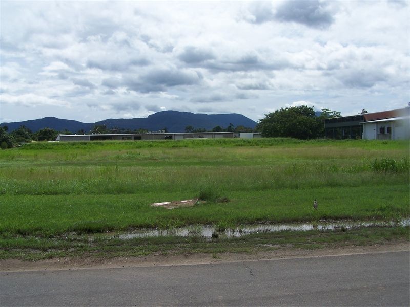 182 Mayers Street Manunda, Cairns QLD 4870