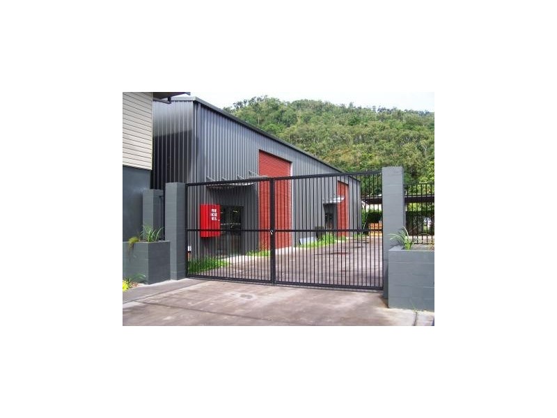 17 Johnston Street Statford, Cairns QLD 4870