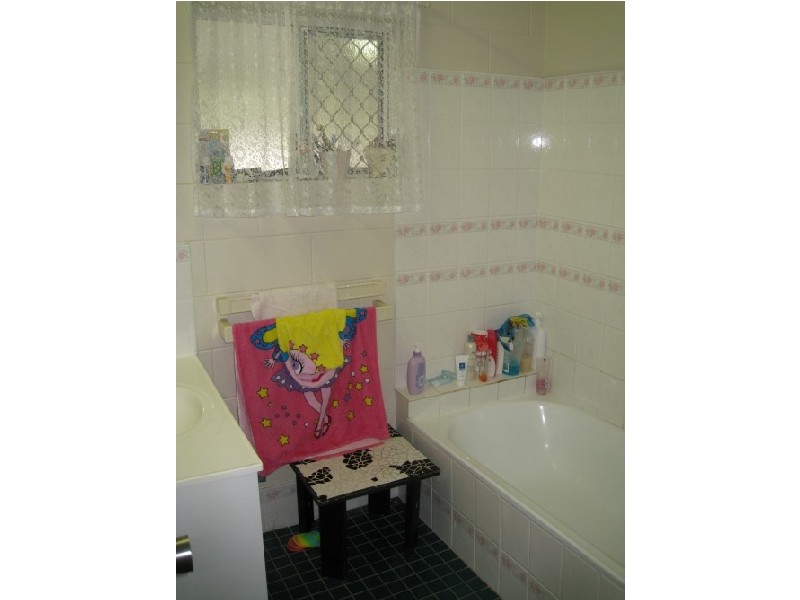 Mooroobool QLD 4870