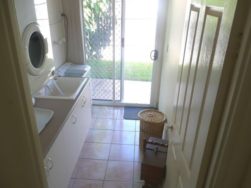 10 Montana Place, Calamvale QLD 4116