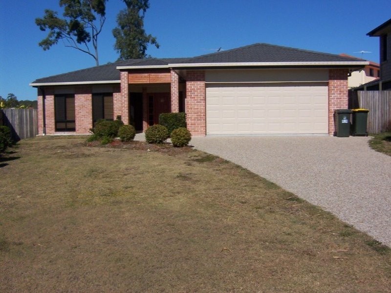 15 Cocoparra Crescent, Parkinson QLD 4115