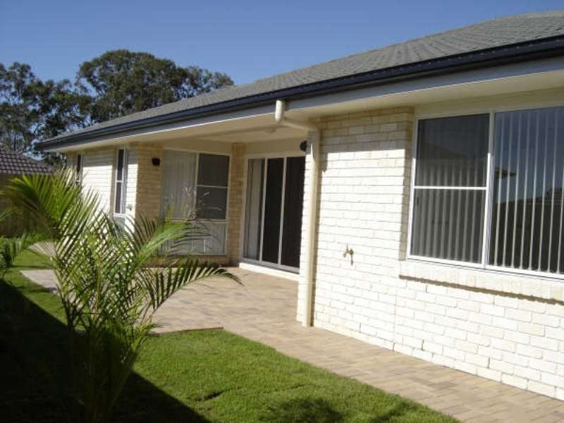 15 Crawford Place, Calamvale QLD 4116