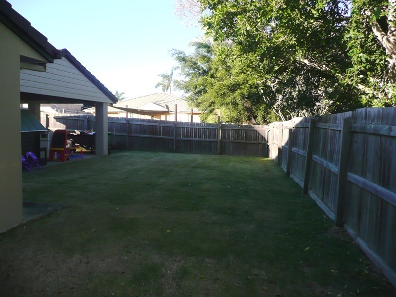 17 Fenwood Close, Boronia Heights QLD 4124