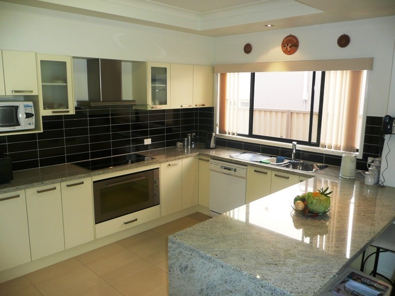 56 Sheldon Street, Calamvale QLD 4116