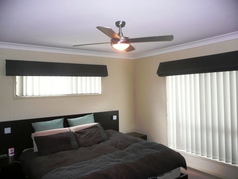 13 Girraween Crescent, Parkinson QLD 4115