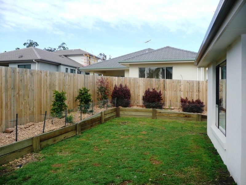 13 Girraween Crescent, Parkinson QLD 4115