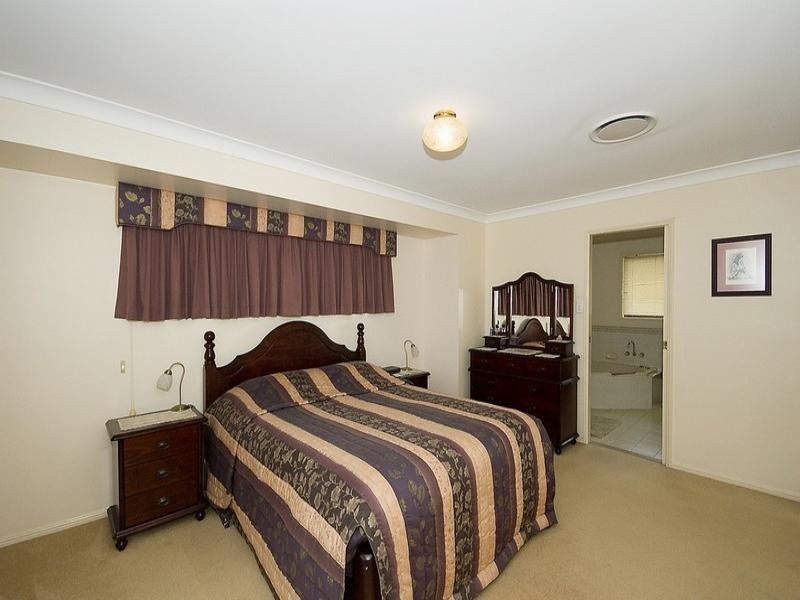 Parkinson QLD 4115