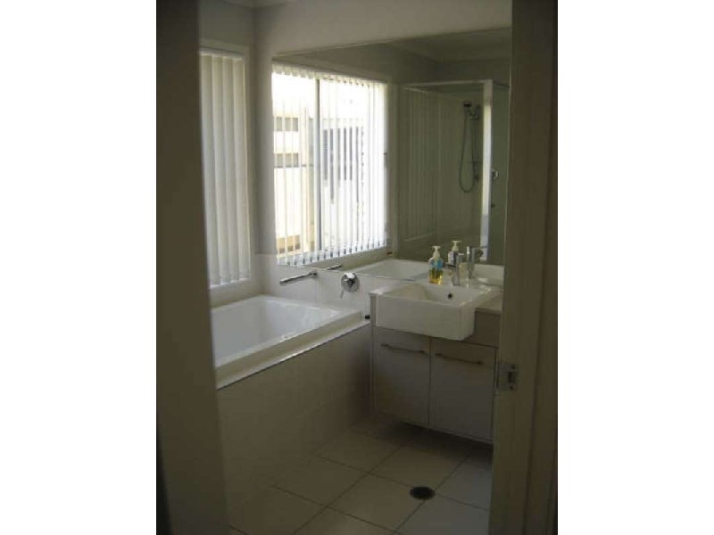 15 Crawford Place, Parkinson QLD 4115