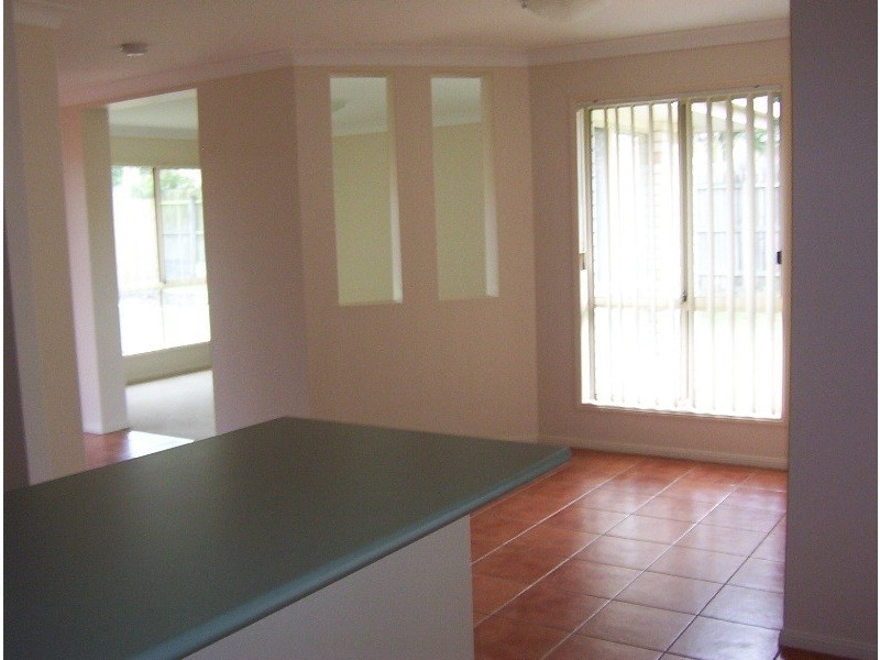10 Toona Place, Calamvale QLD 4116