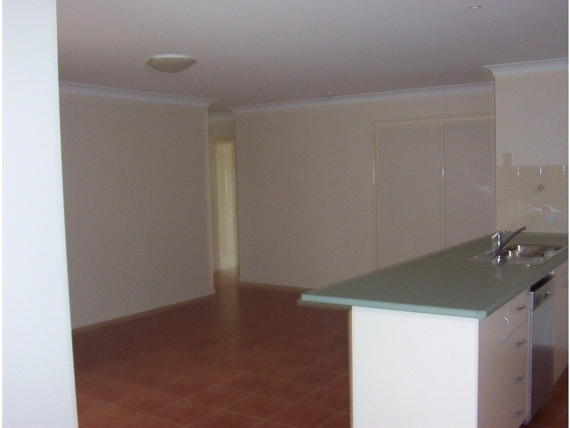 10 Toona Place, Calamvale QLD 4116
