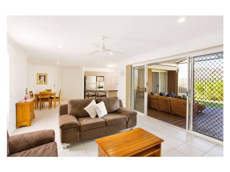 4 Budawang Street, Parkinson QLD 4115