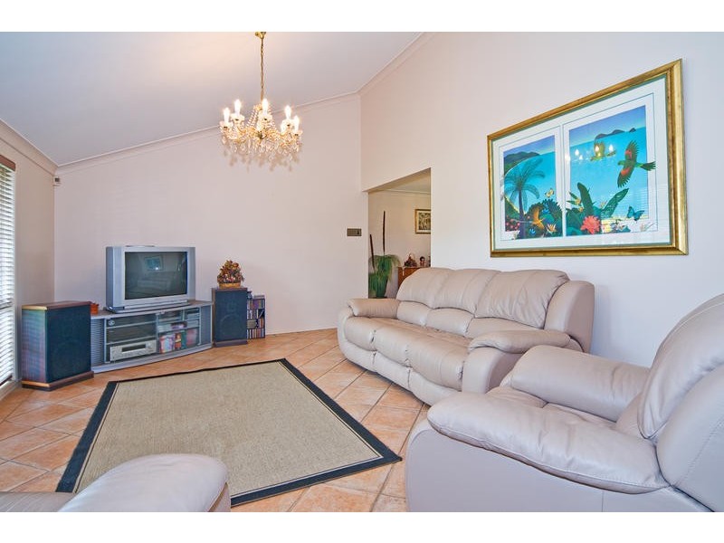 4 Galliano Court, Calamvale QLD 4116