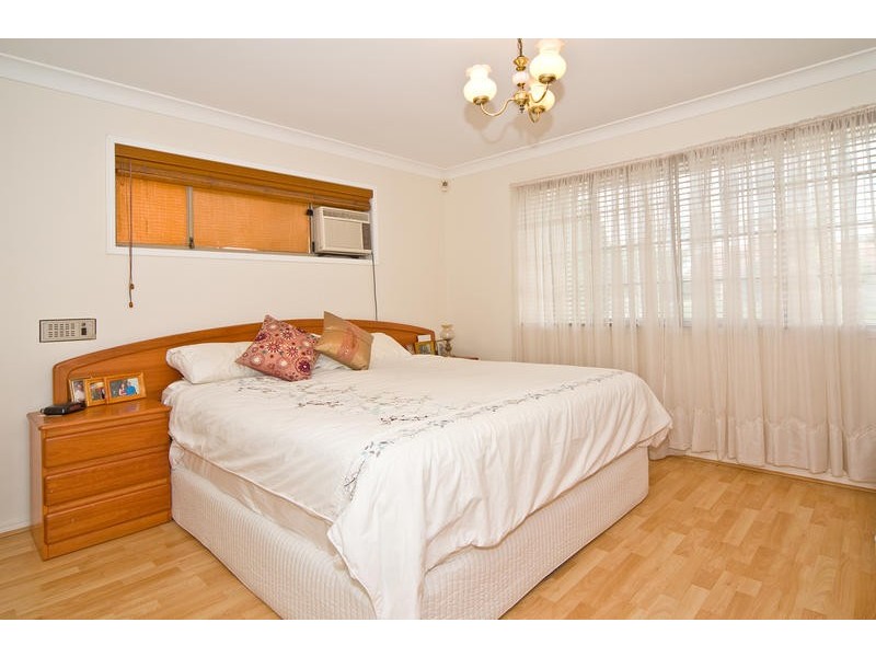 4 Galliano Court, Calamvale QLD 4116