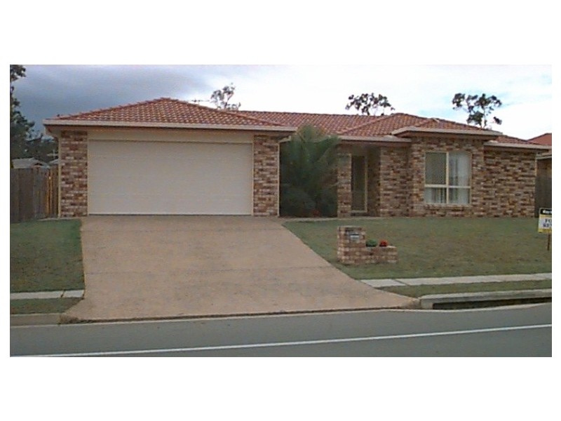 61 Glenfield Street, Parkinson QLD 4115