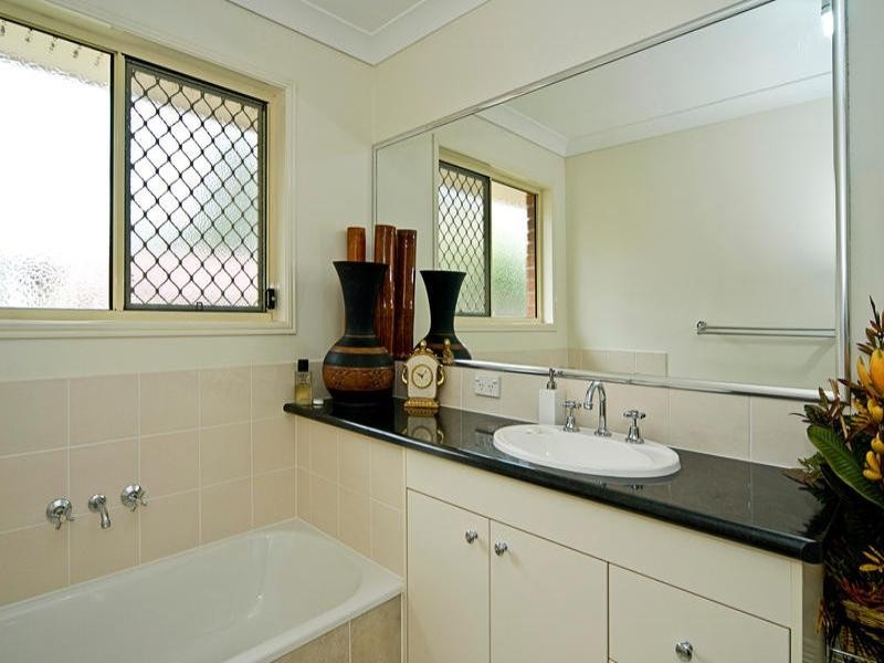 25a Apple Blossom Place, Eight Mile Plains QLD 4113