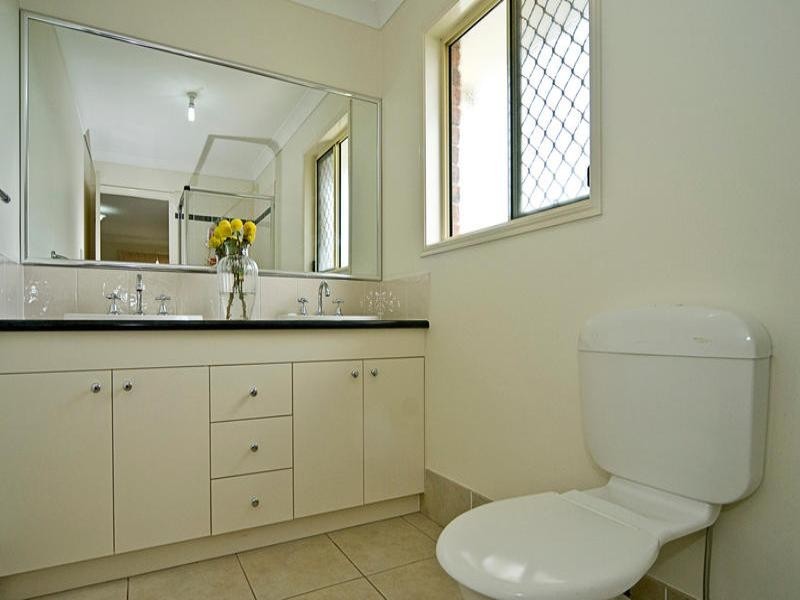 25a Apple Blossom Place, Eight Mile Plains QLD 4113