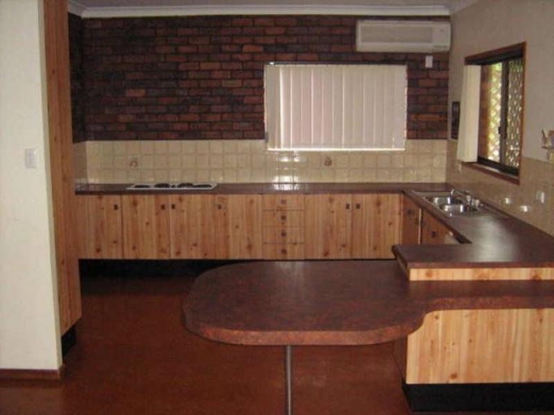 27 Flinstone Street, Sunnybank Hills QLD 4109