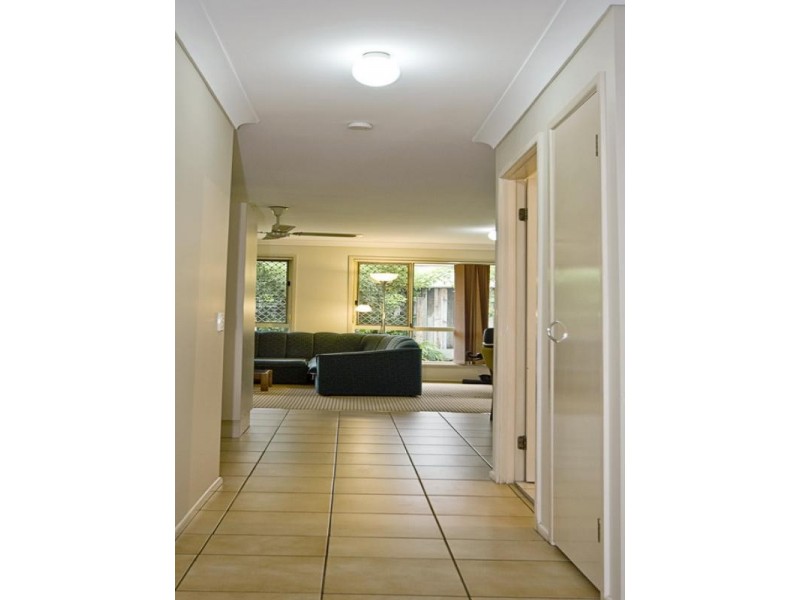 2 O’Neill Court, Calamvale QLD 4116