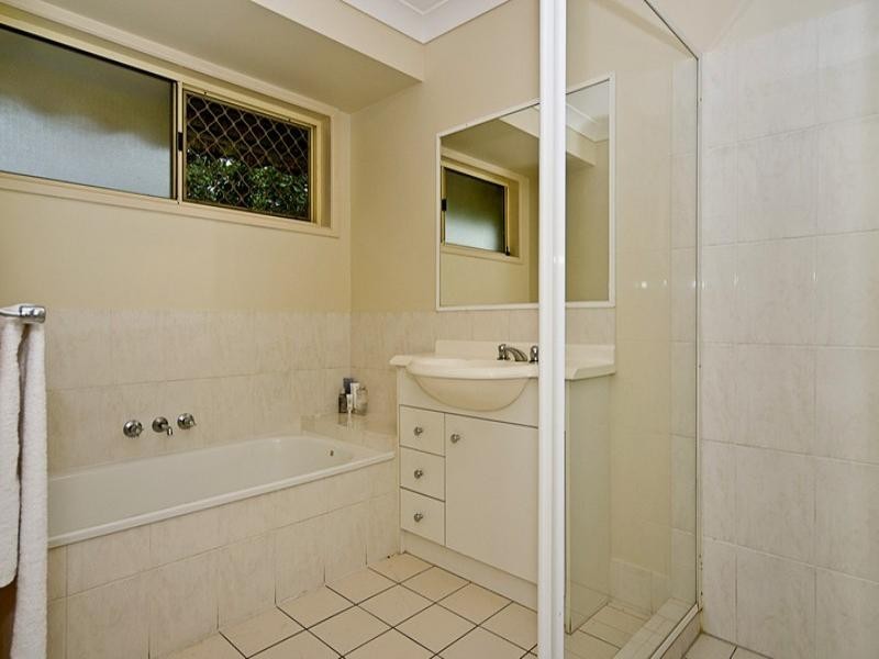 2 O’Neill Court, Calamvale QLD 4116